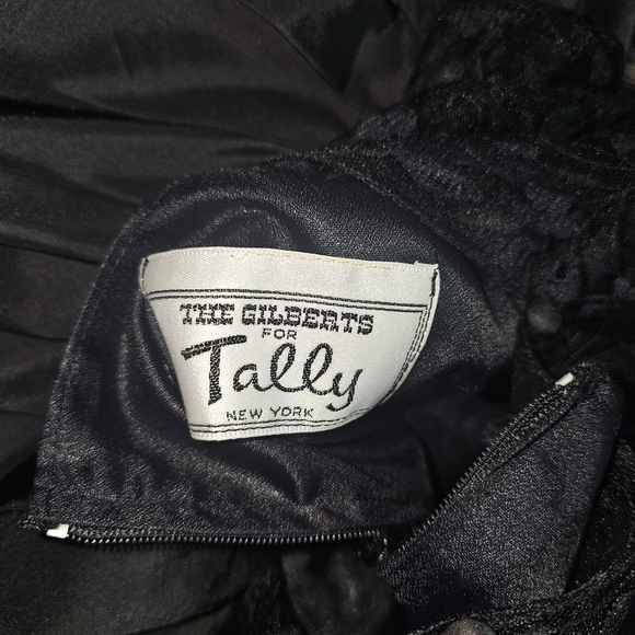 Vintage The Gilberts for Tally NY Black Lace & Taffeta Bubble Hem Cocktail Dress - Picture 13 of 16